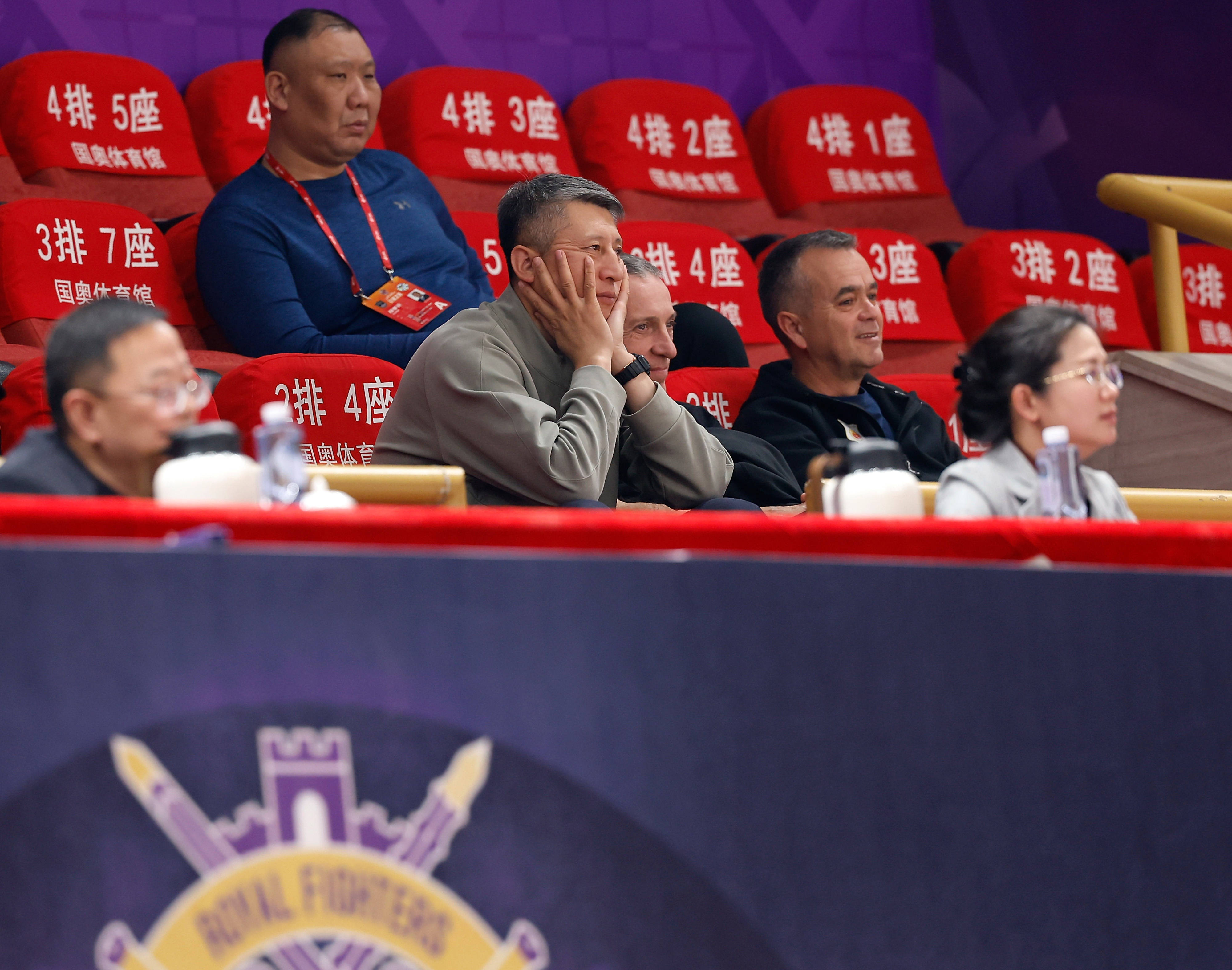 （体育）篮球——CBA常规赛：北京控股队对阵青岛崂山啤酒队